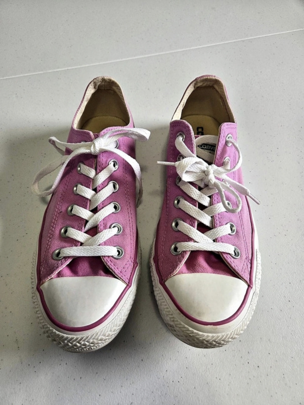Converse Chuck Taylor All Star Low Top Pink White Canvas Sneakers US 6 Punk